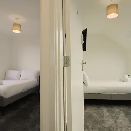 Bridgman Grove Seven Bedrooms House Appartement Bristol